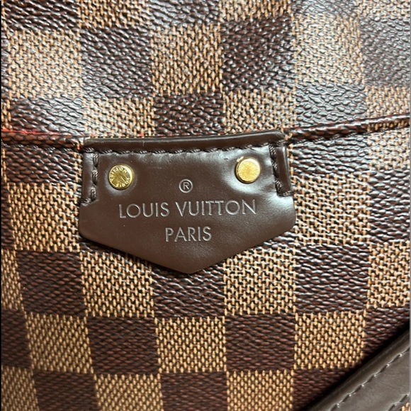 Louis Vuitton South Bank Besace DE Bag 🌸🌺🌼 - Picture 15 of 16